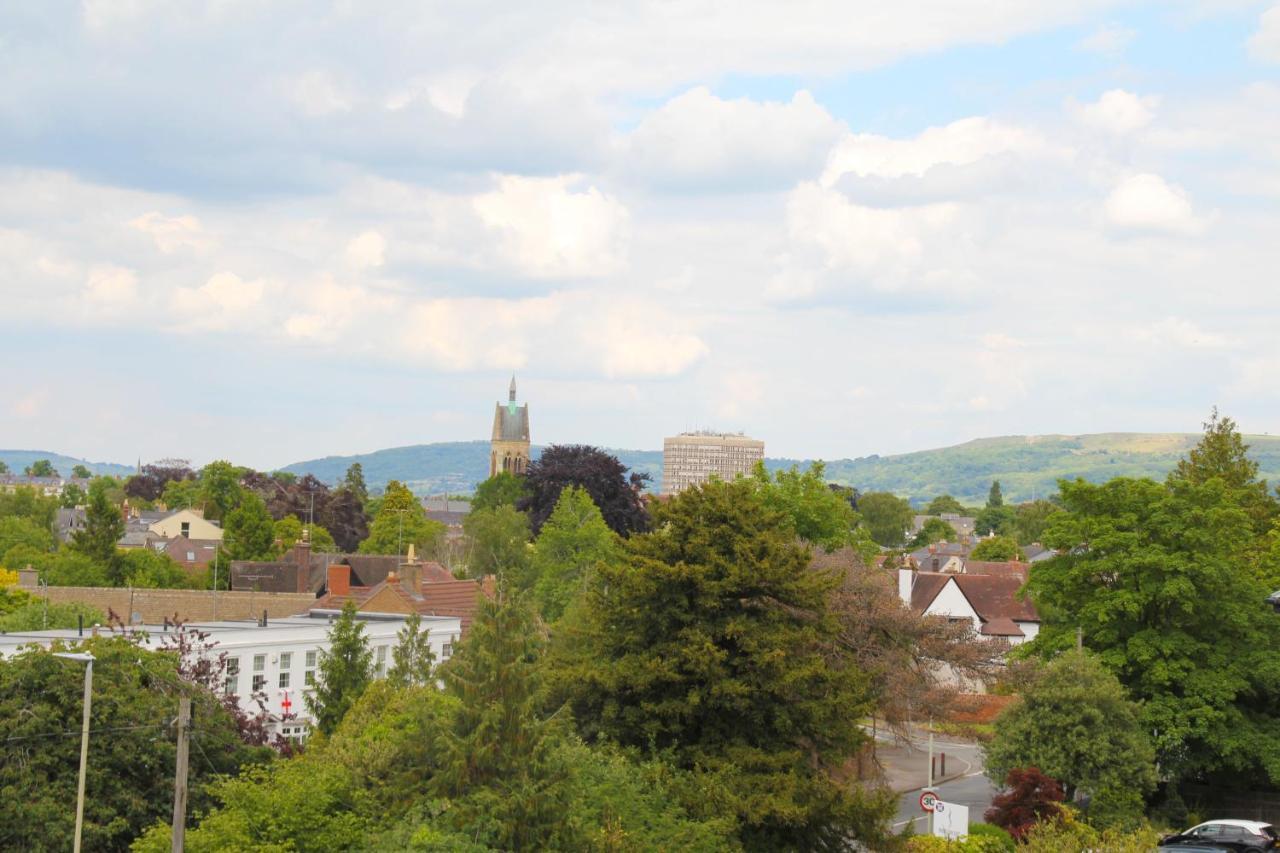 Spacious 3Br Victorian Cheltenham Loft Flat In Cotswolds - Free Parking Apartman Kültér fotó