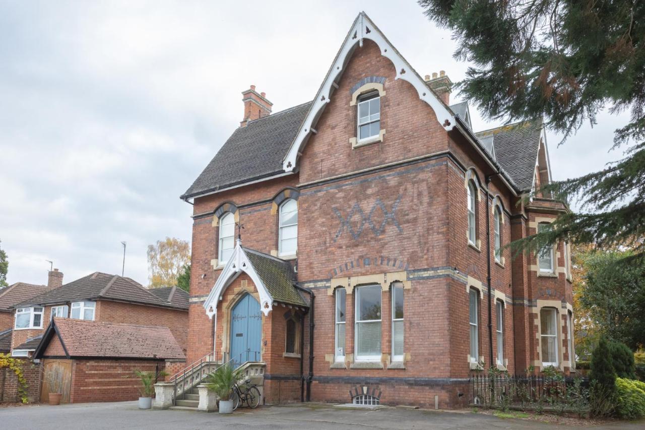 Spacious 3Br Victorian Cheltenham Loft Flat In Cotswolds - Free Parking Apartman Kültér fotó